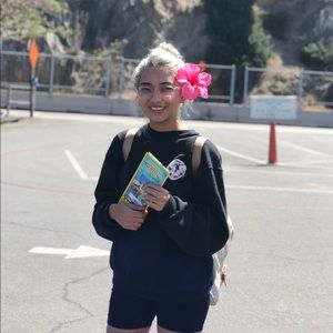 Meet your Posher, Jhoseline